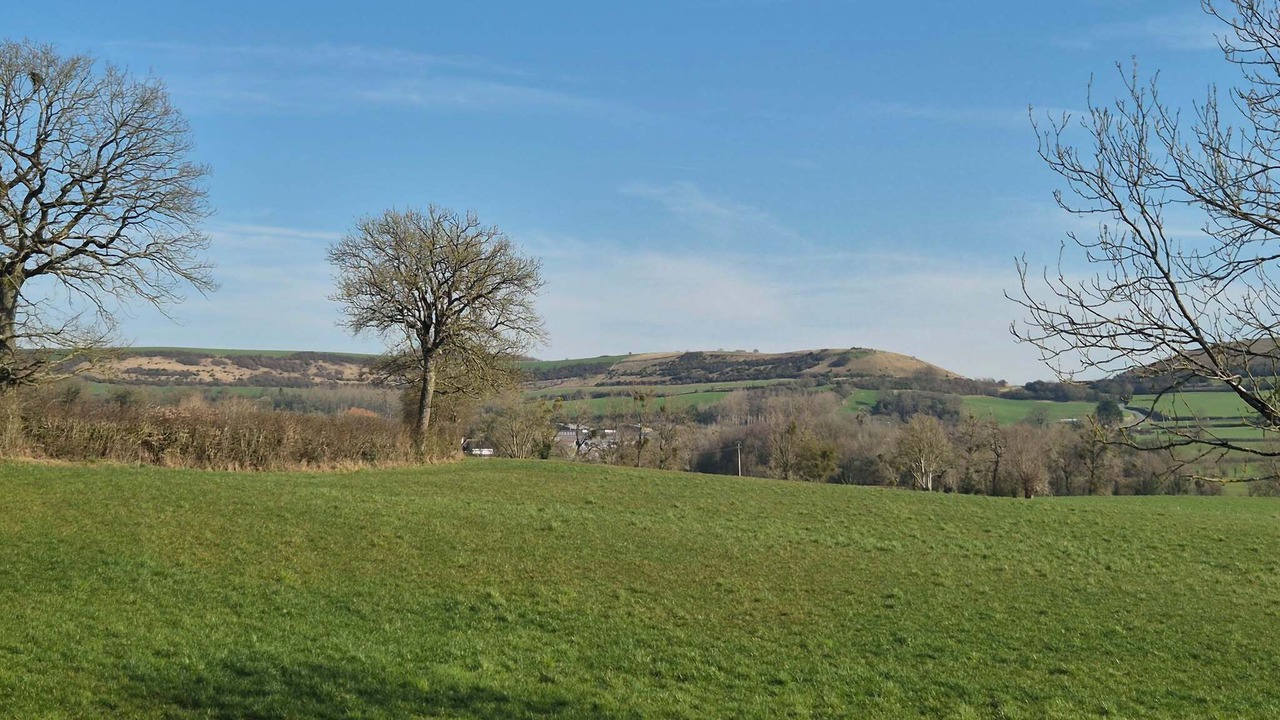 Photo of Others in Henneveux