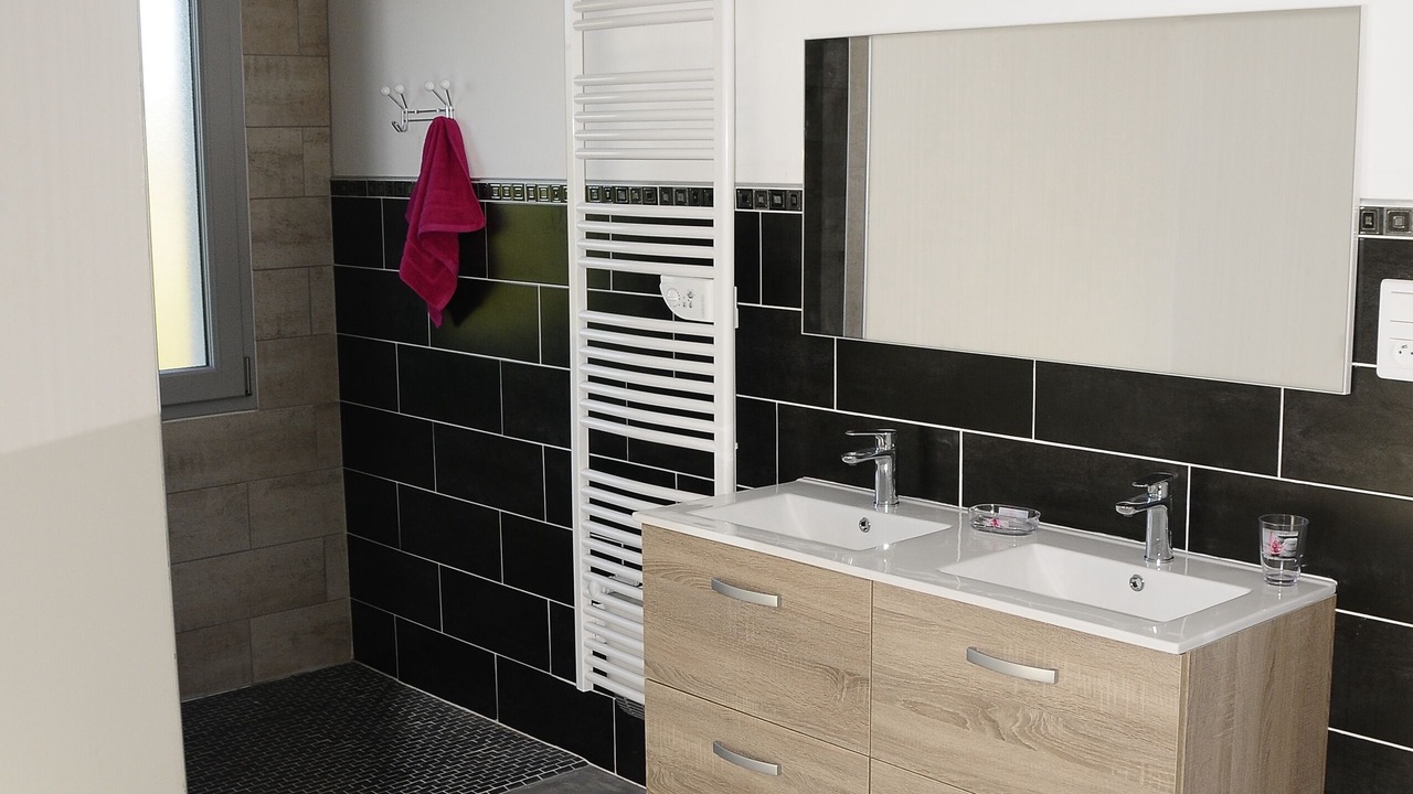 Photo of Bathroom in Henneveux