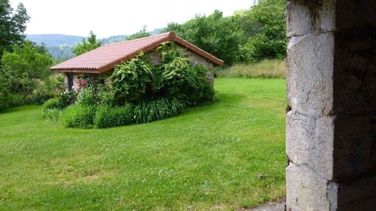 Photo of Outdoor in Saint-Alban-les-Eaux