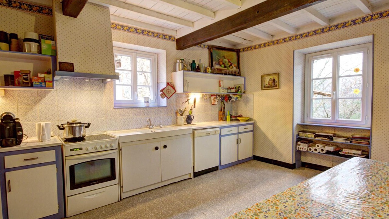 Photo of Kitchen in Saint-Alban-les-Eaux