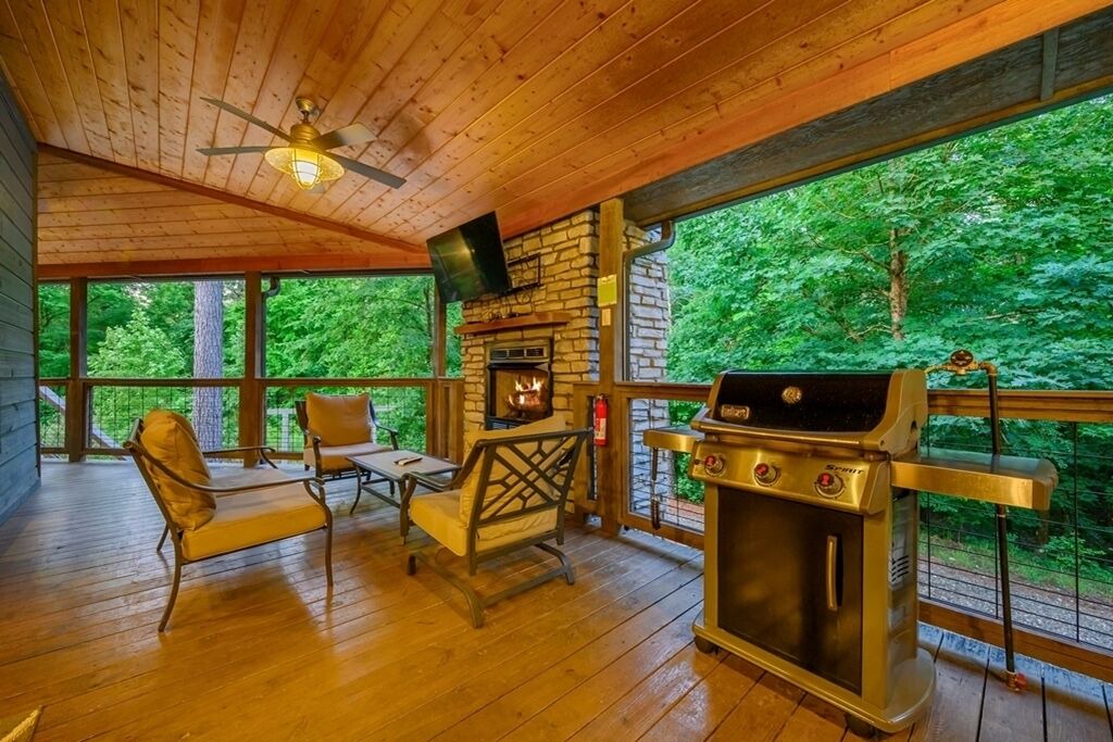 Photo of Patio Balcony in Broken Bow