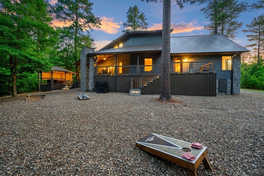 Photo of Patio Balcony in Broken Bow