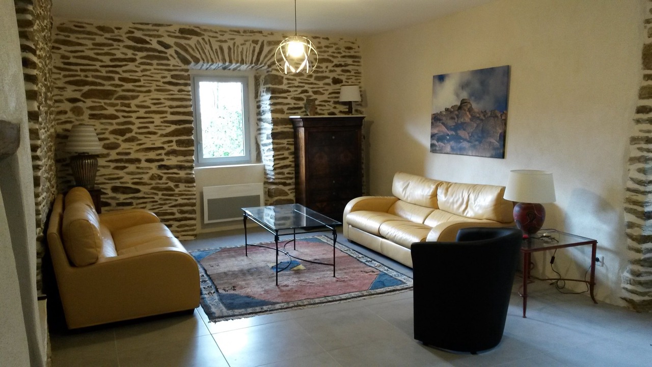 Photo of Livingroom in Saint-Pierre-Saint-Jean