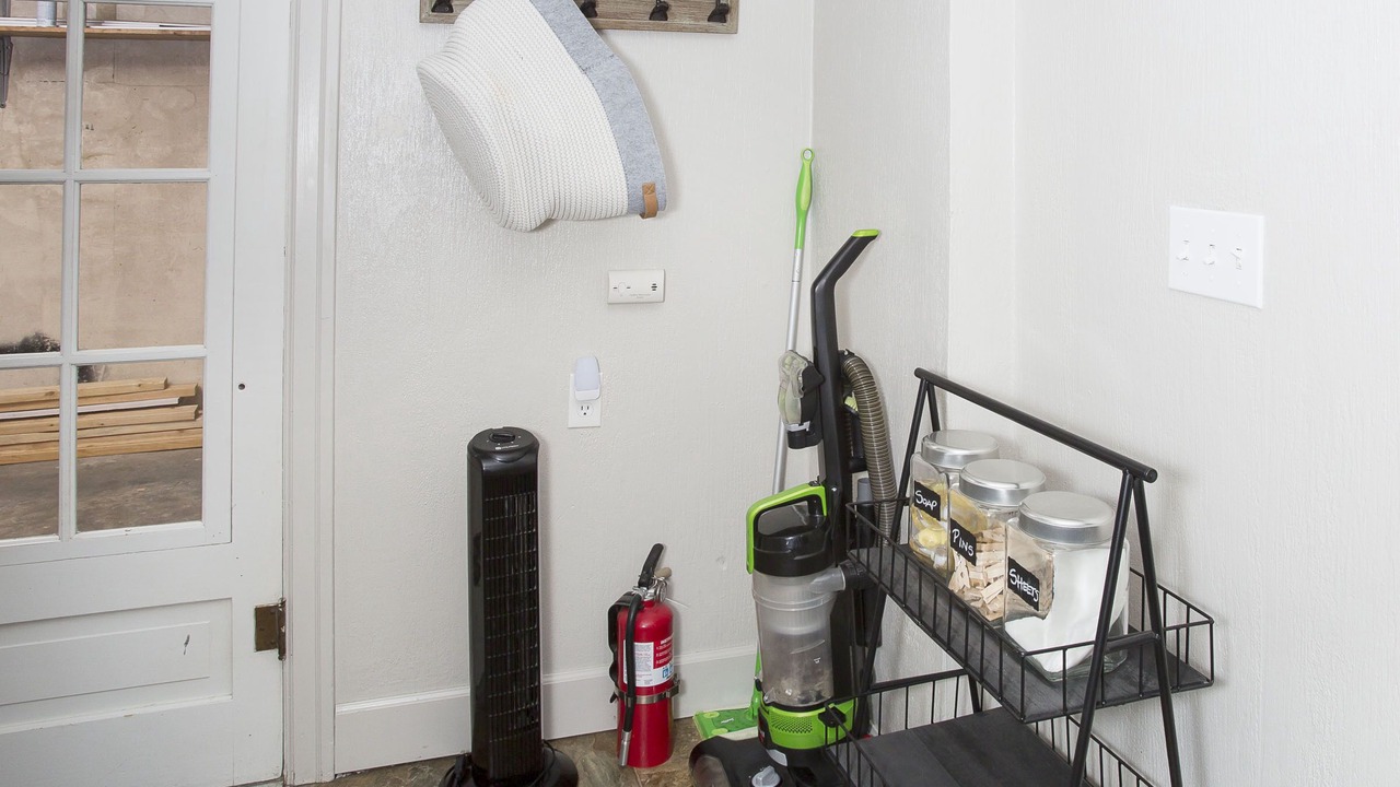 Photo of Others in Central - Terry