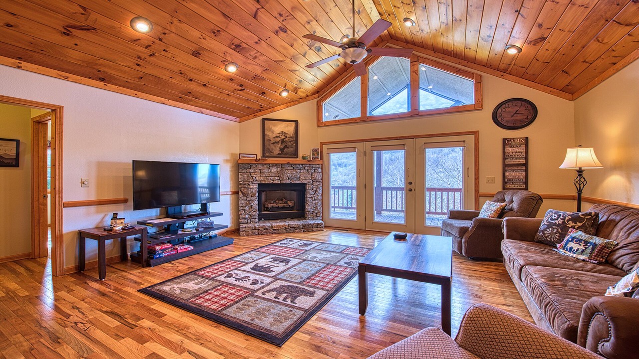 Photo of Livingroom in Waynesville