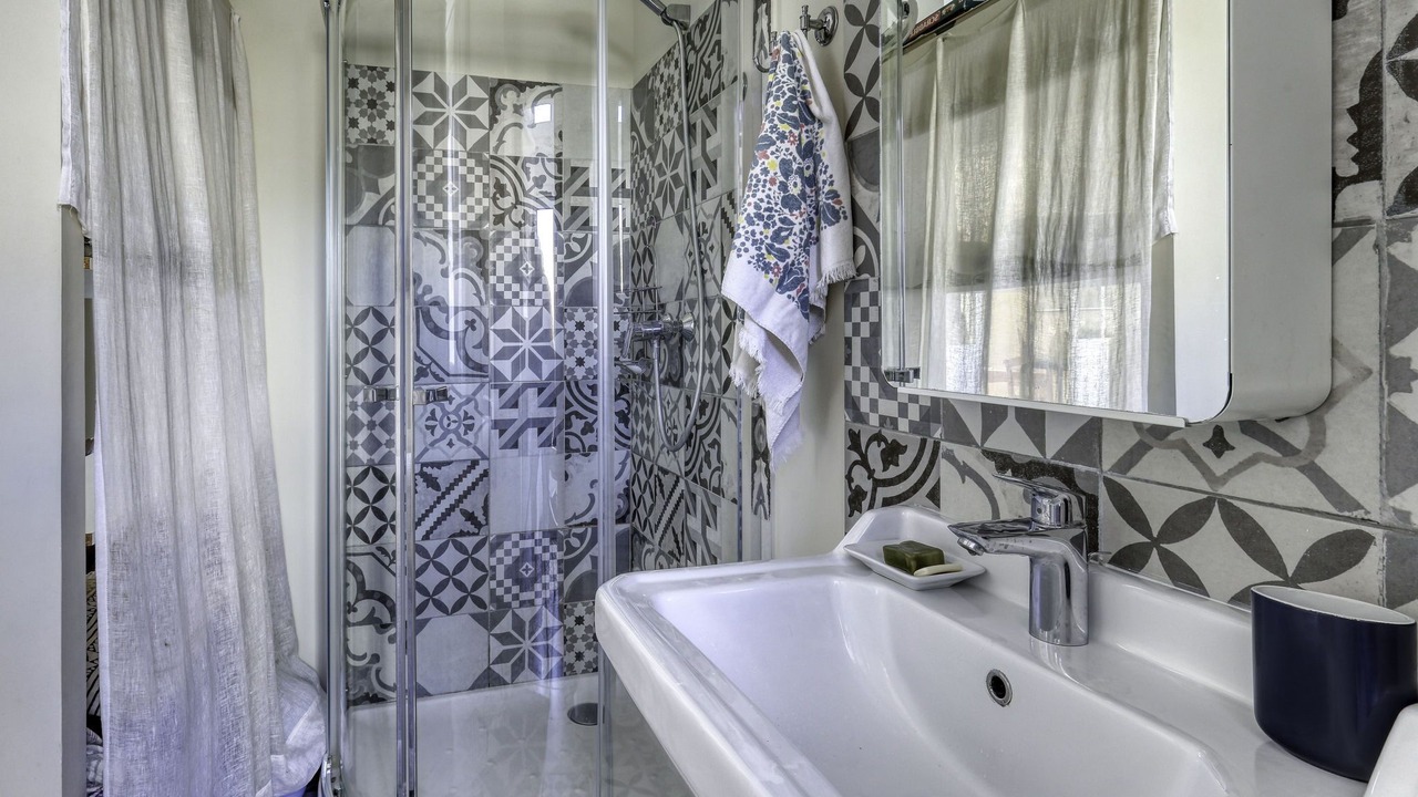 Photo of Bathroom in Hotel-de-Ville