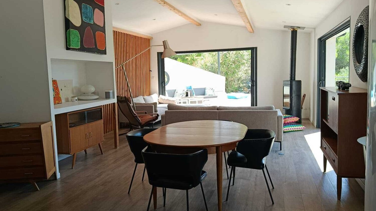 Photo of Livingroom in Saint-Jean-de-Cuculles