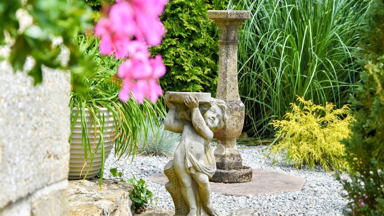 Photo of Outdoor in La Foret-de-Tesse