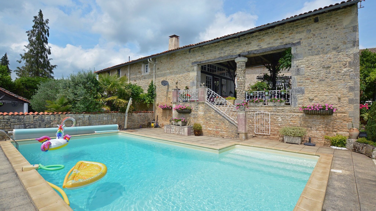 Photo of Outdoor in La Foret-de-Tesse