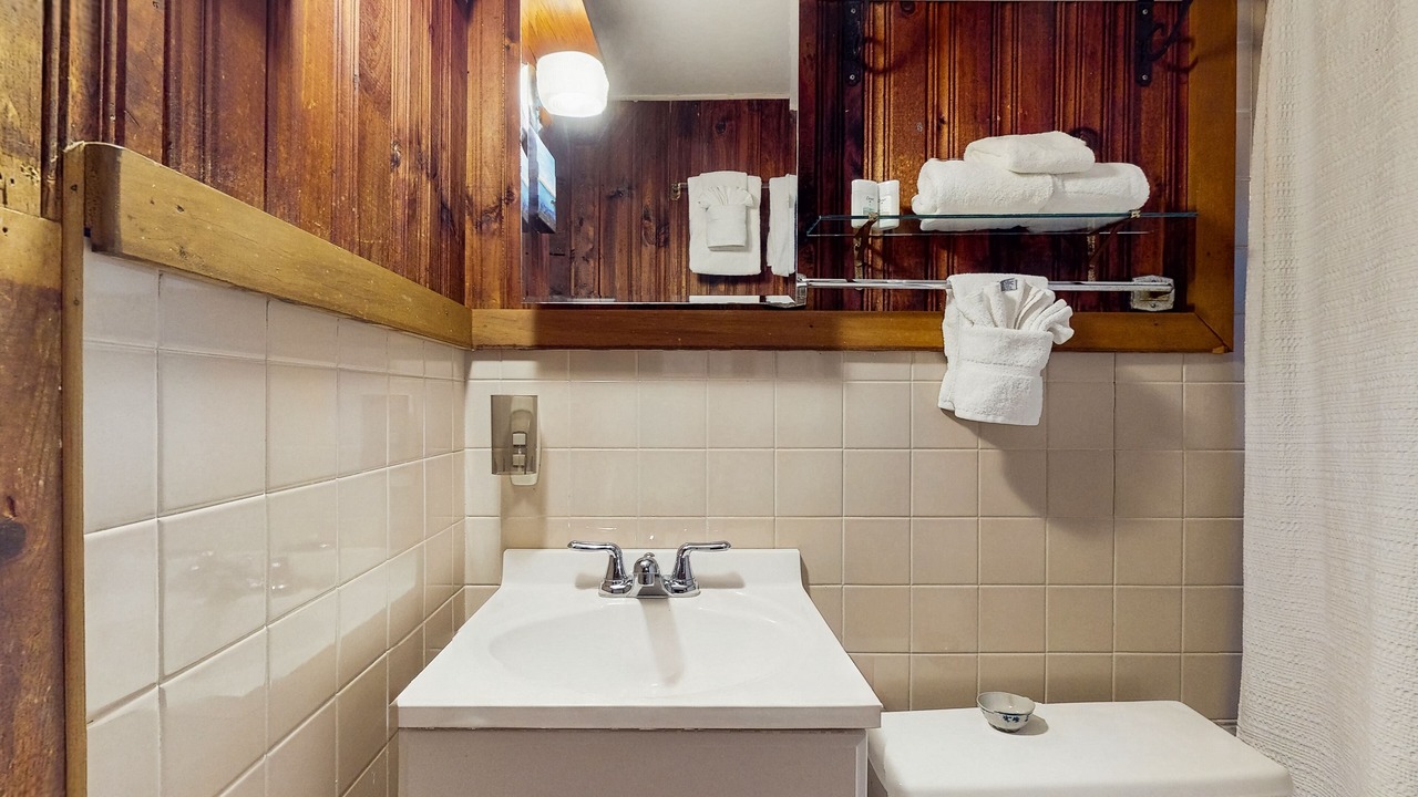Photo of Bathroom in Rockport