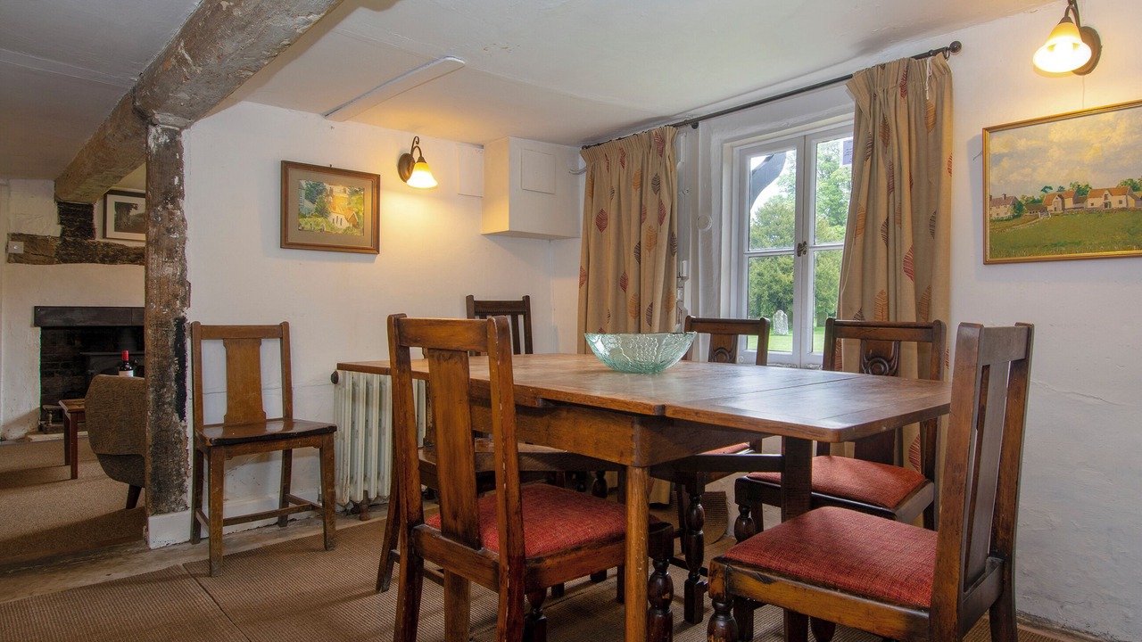 Photo of Bedroom in Avebury