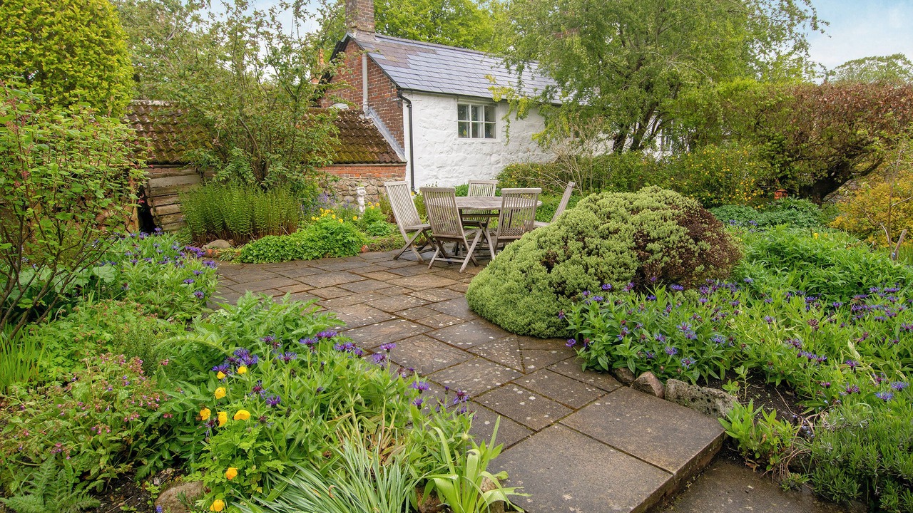 Photo of Outdoor in Avebury
