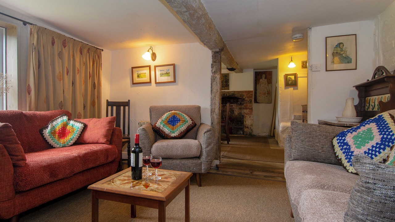Photo of Bedroom in Avebury