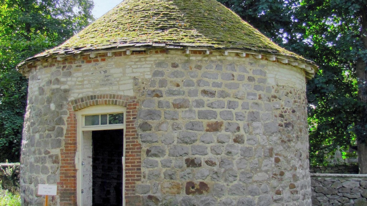 Photo of Others in Avebury