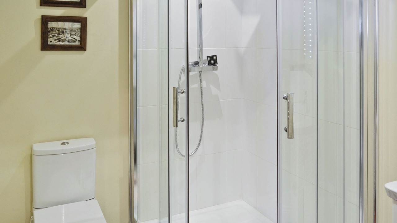 Photo of Bedroom in Llandudno