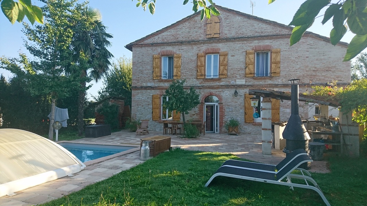 Photo of Outdoor in Saint-Etienne-de-Tulmont