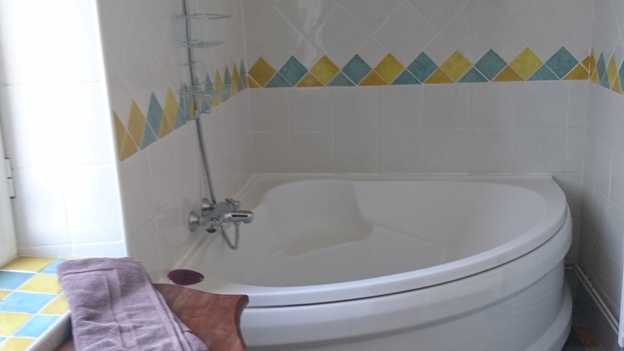 Photo of Bathroom in Saint-Etienne-de-Tulmont