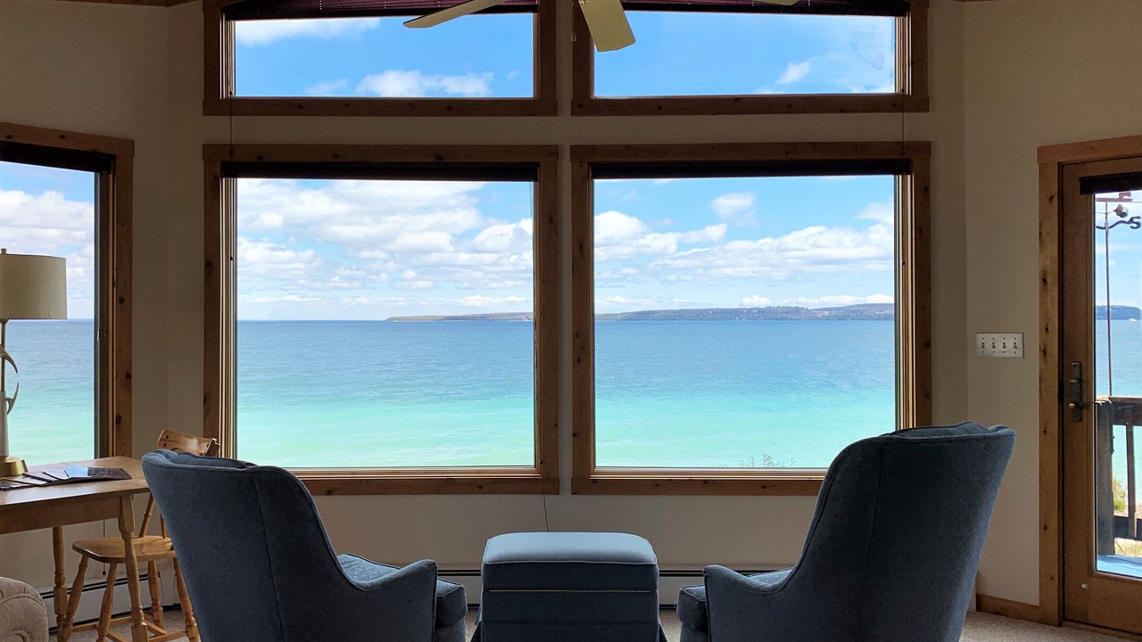 Photo of Livingroom in St Ignace