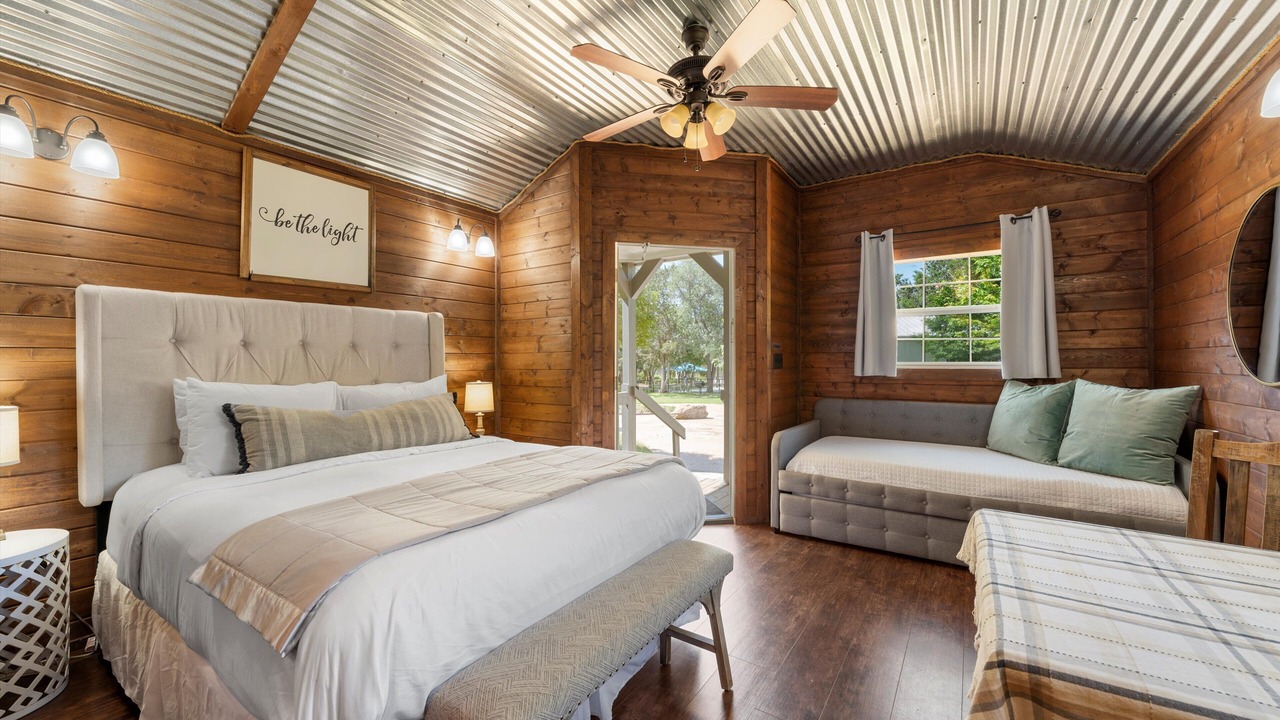 Photo of Bedroom in Crawford