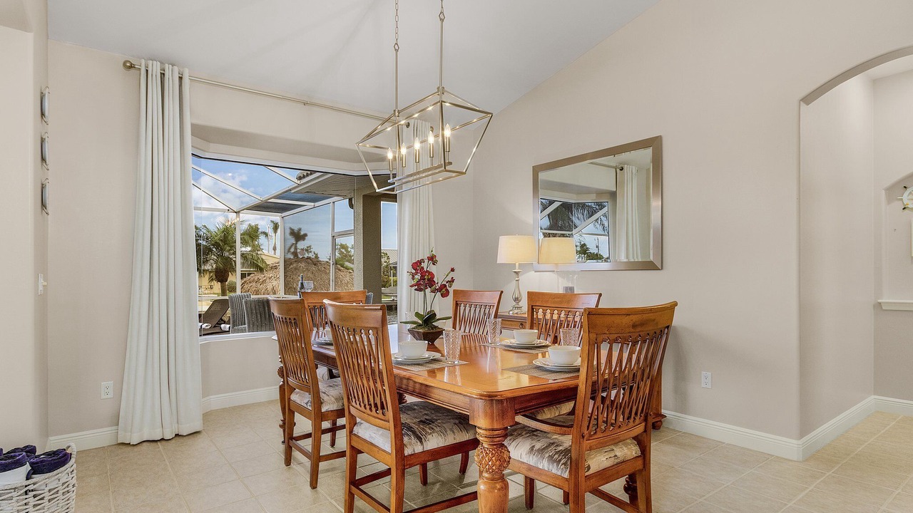 Photo of Livingroom in Caloosahatchee