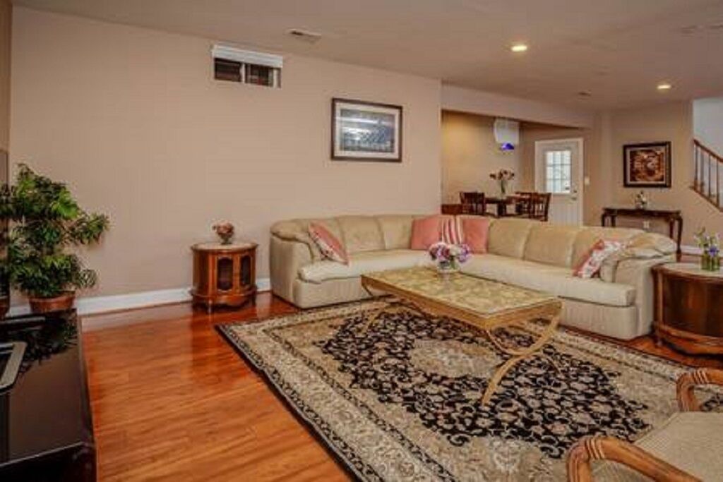 Photo of Livingroom in Dale City
