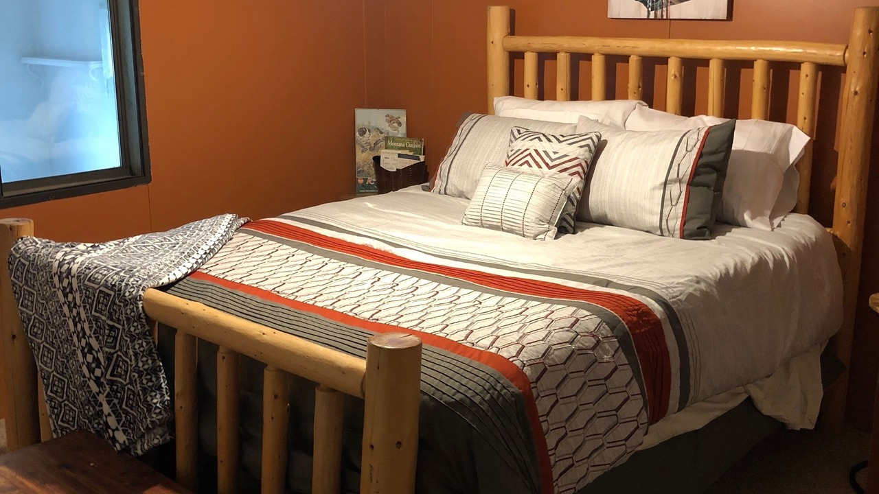 Photo of Bedroom in Cascade