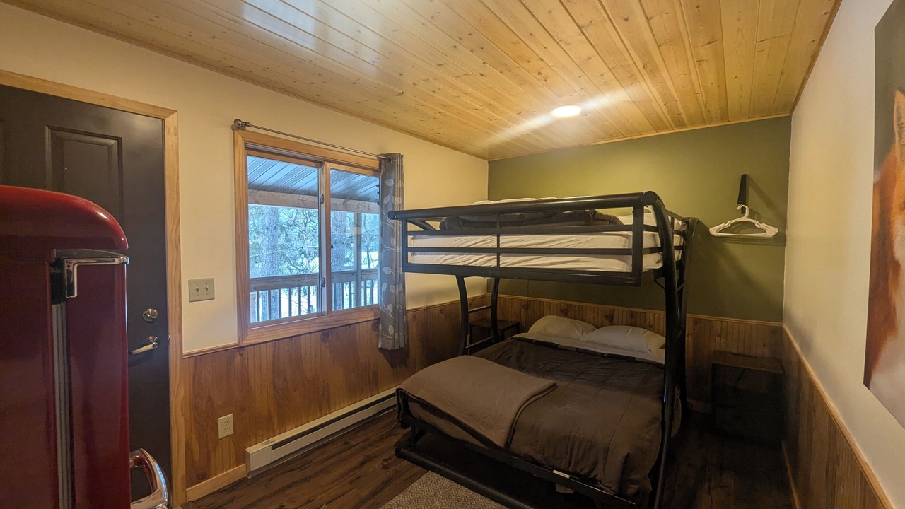 Photo of Bedroom in West Cook