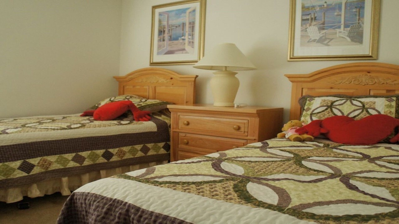 Photo of Bedroom in Seasons