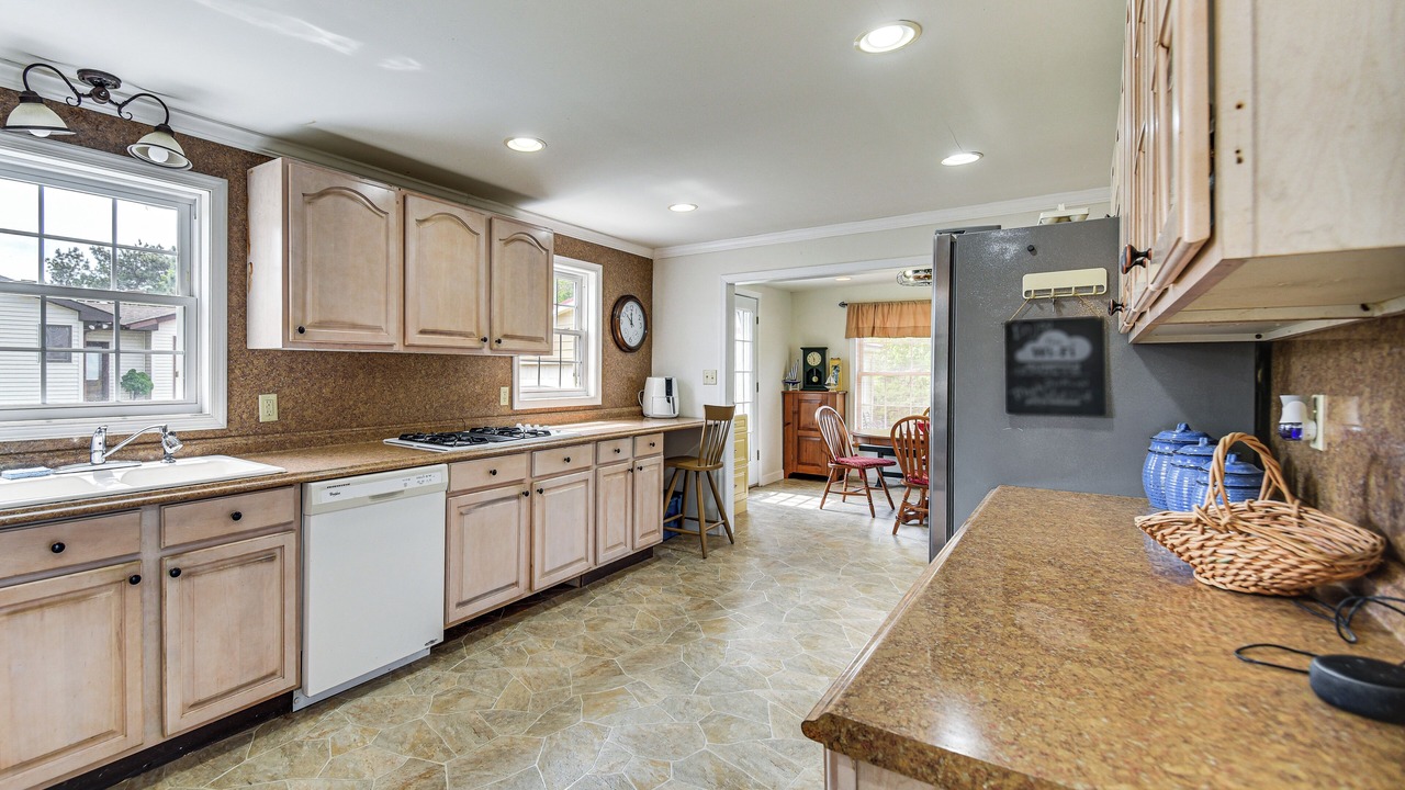 Photo of Kitchen in Davis Wharf