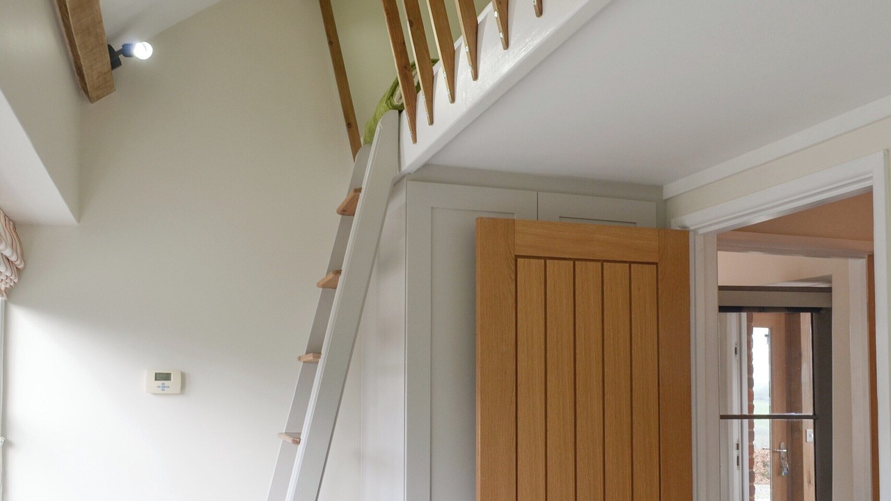 Photo of Others in Fivelanes