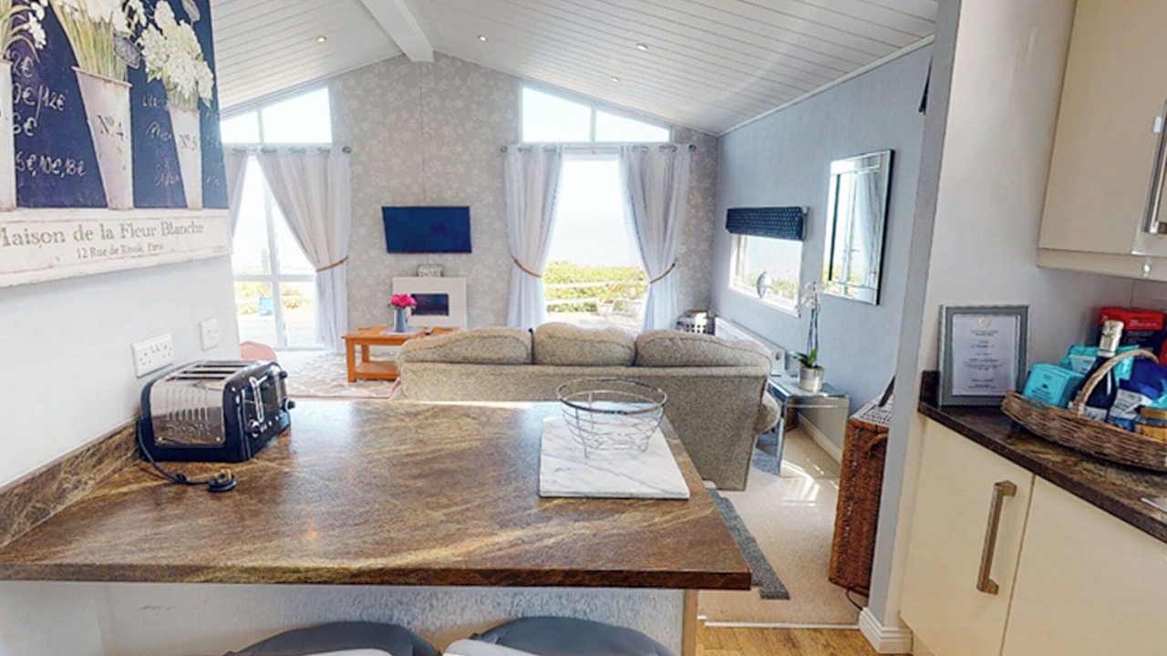 Photo of Others in Corton