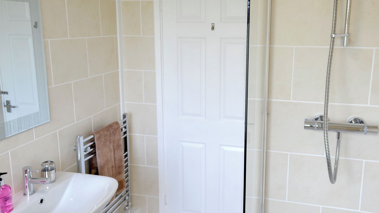 Photo of Bathroom in Tywyn