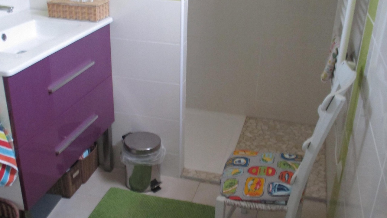 Photo of Bathroom in Vaux-sur-Mer