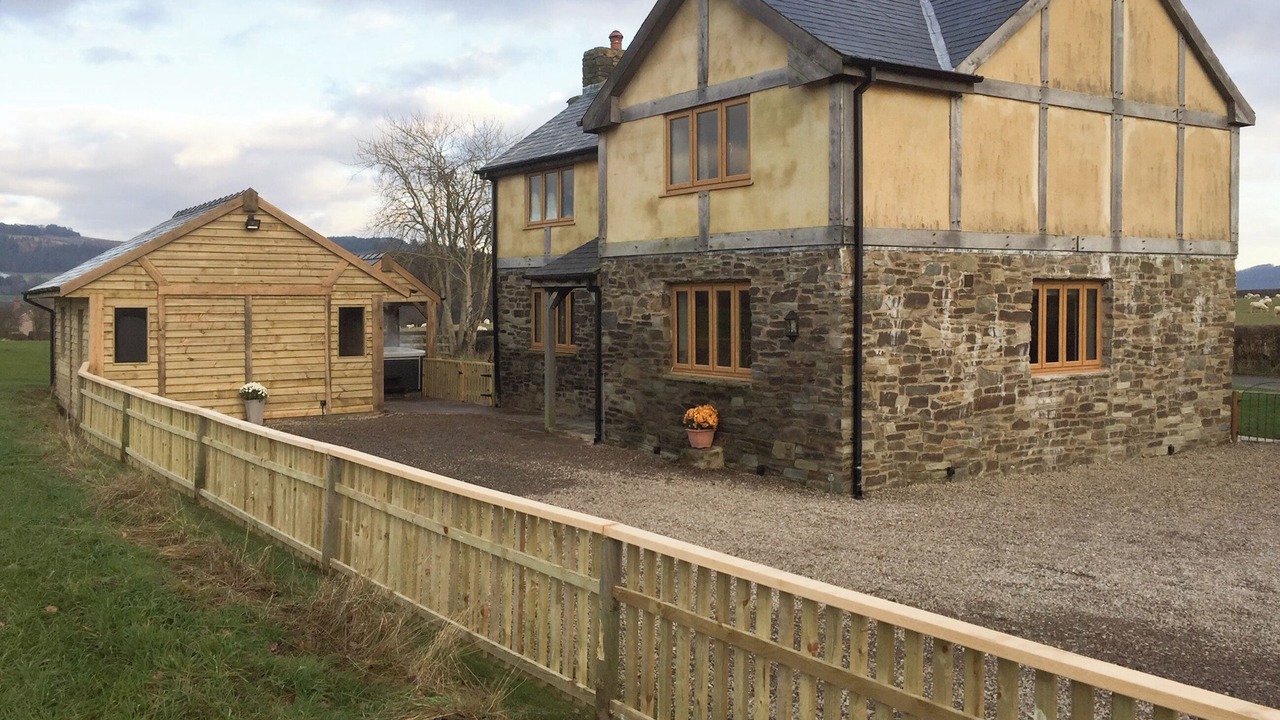 Photo of Others in Kington