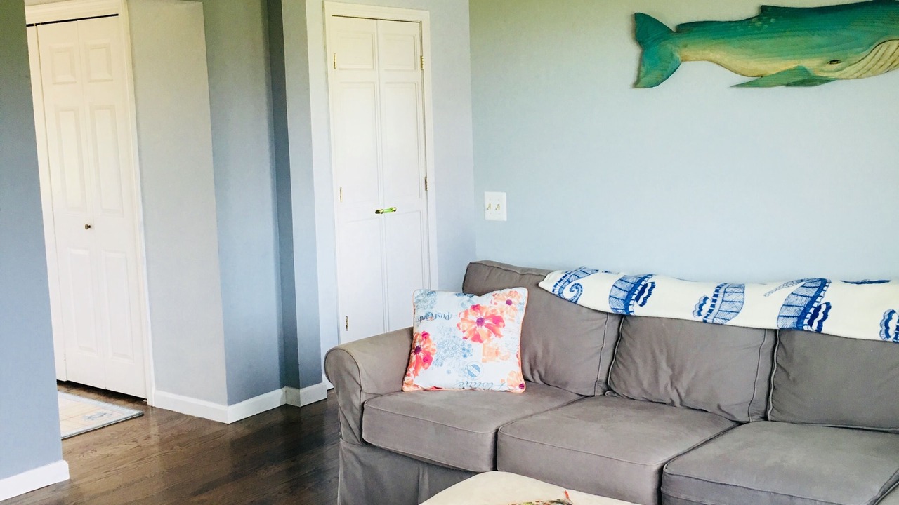 Photo of Livingroom in Newport East