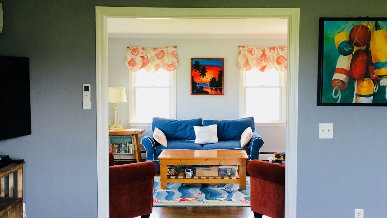Photo of Livingroom in Newport East