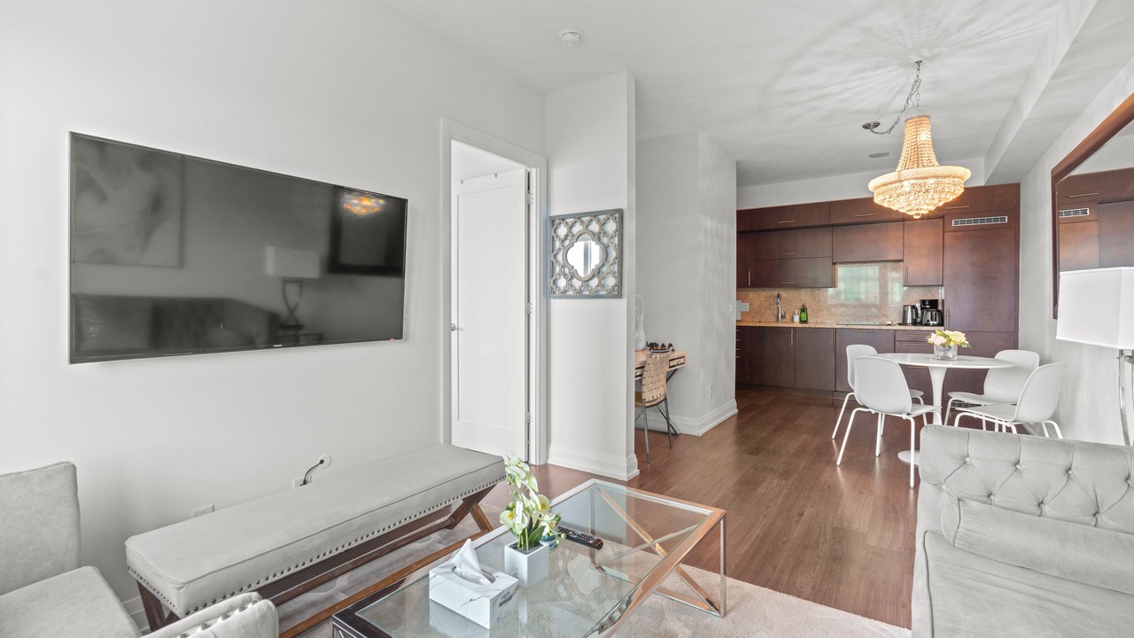 Photo of Livingroom in Willowdale