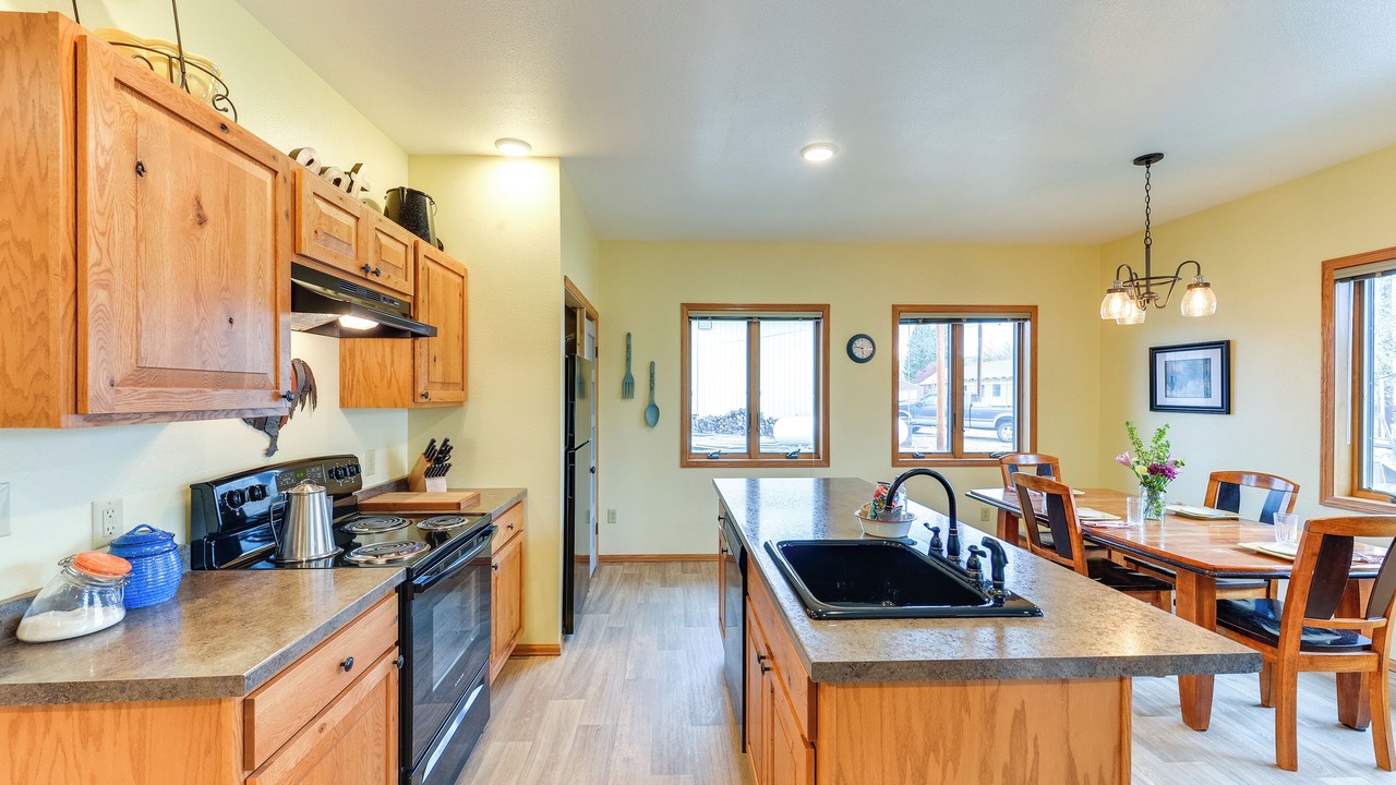 Photo of Kitchen in Ten Sleep