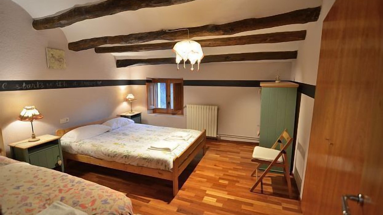Photo of Bedroom in Pontons