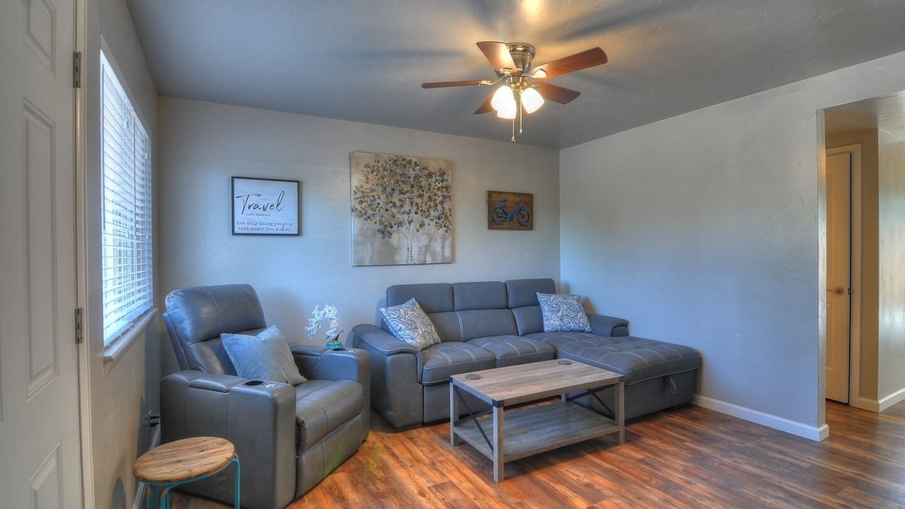 Photo of Livingroom in Grand Junction