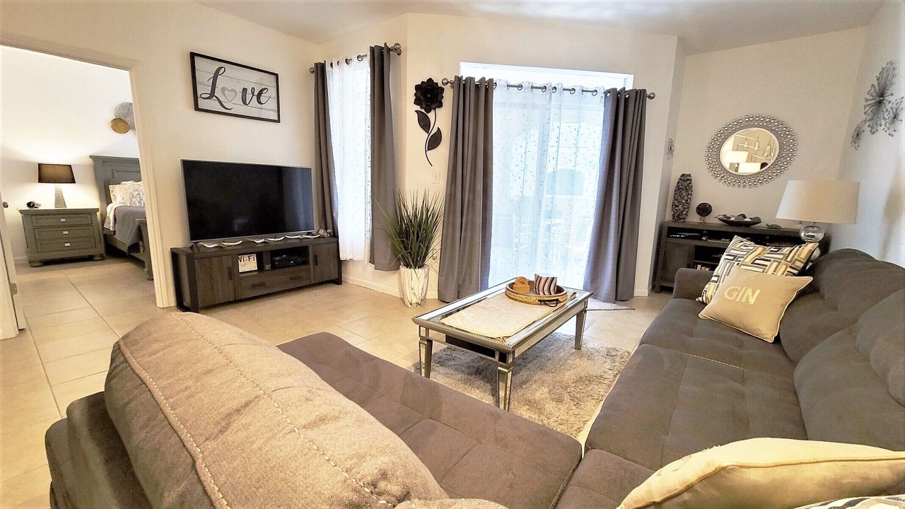 Photo of Livingroom in Clearwater