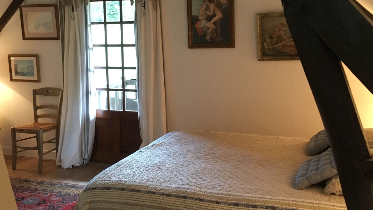 Photo of Bedroom in Bonneville-la-Louvet