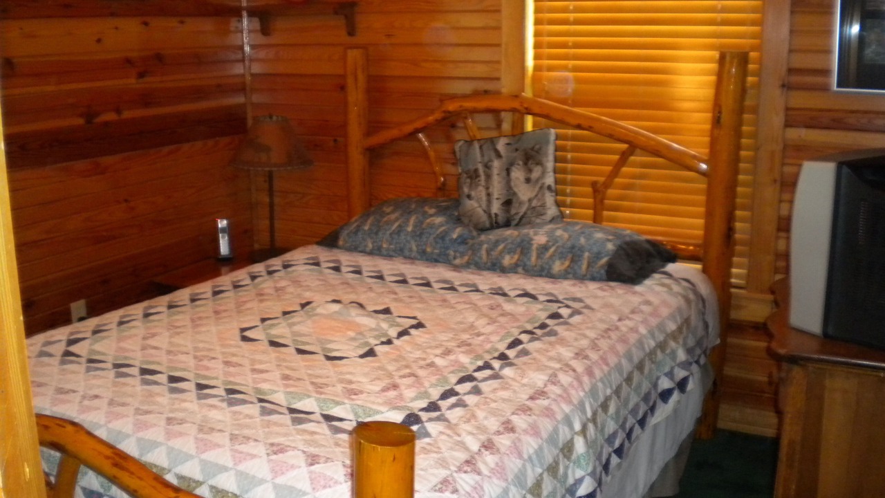 Photo of Bedroom in Whispering Hills