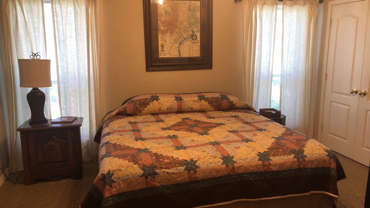 Photo of Bedroom in Elmo