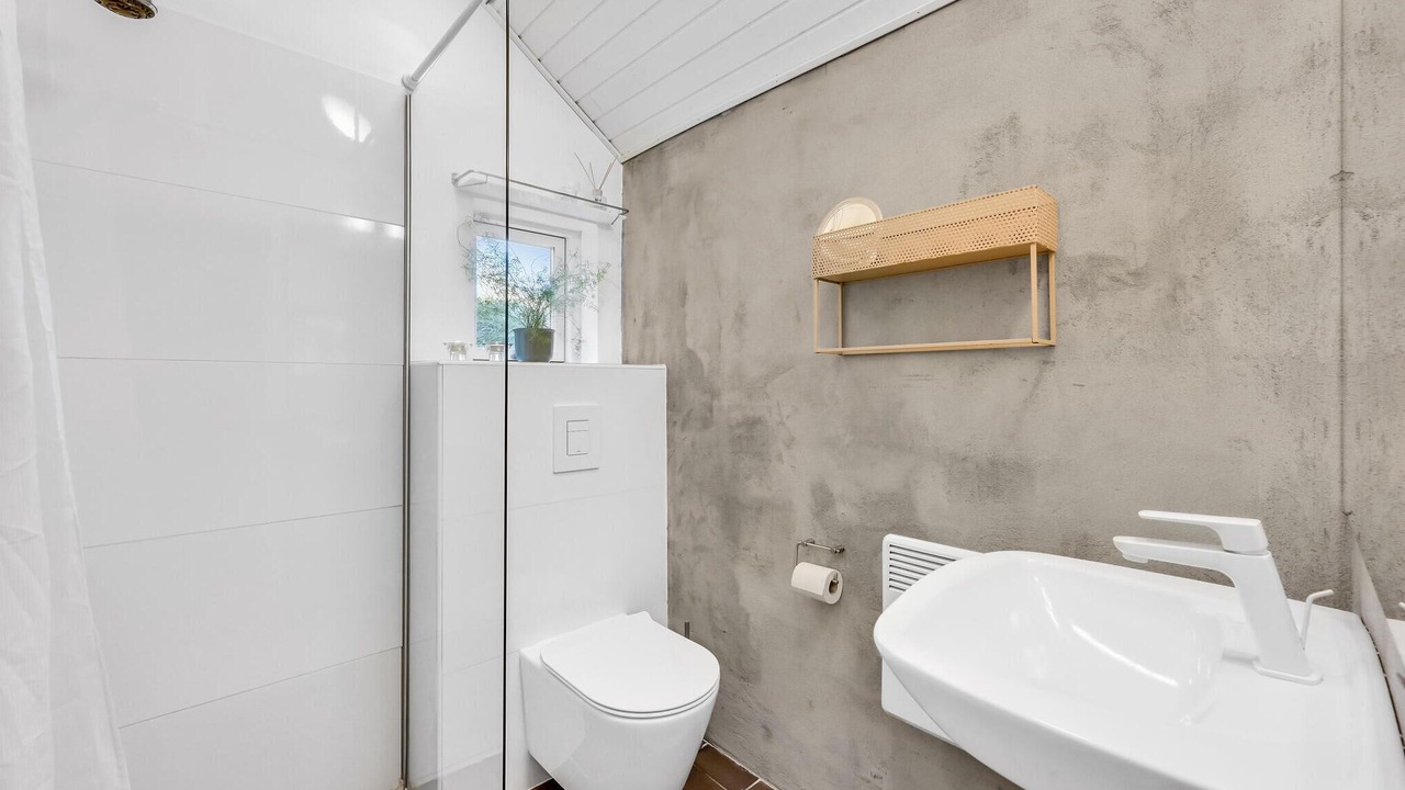 Photo of Bathroom in Fjand Badeby