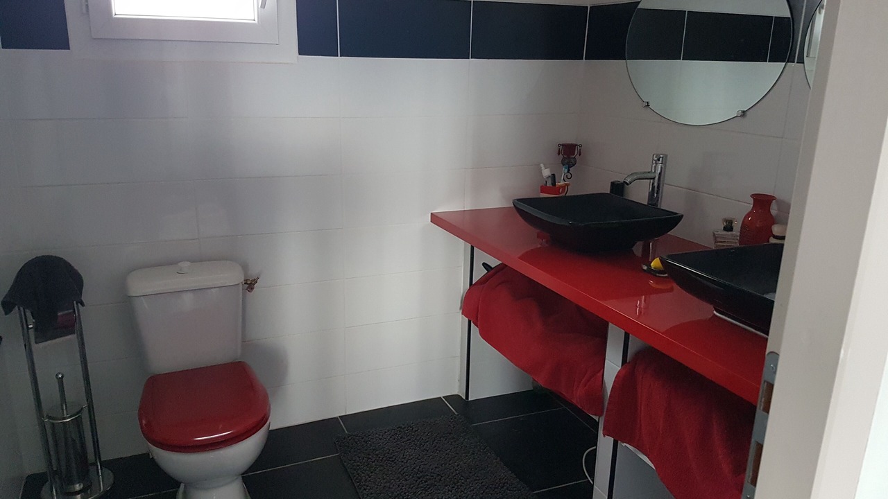 Photo of Bathroom in Rigarda