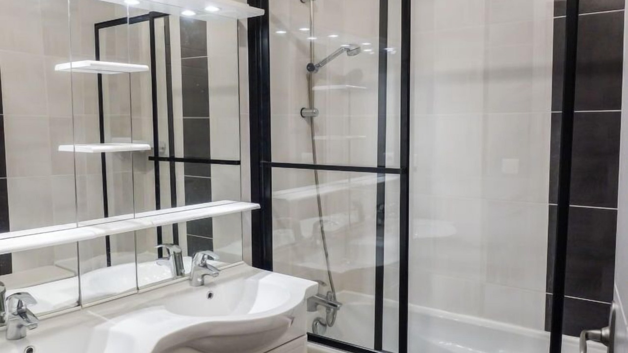 Photo of Bathroom in Saint-Cyprien Plage
