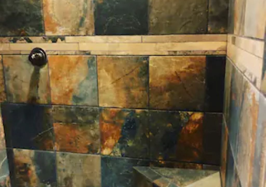 Photo of Bathroom in Butte Des Morts