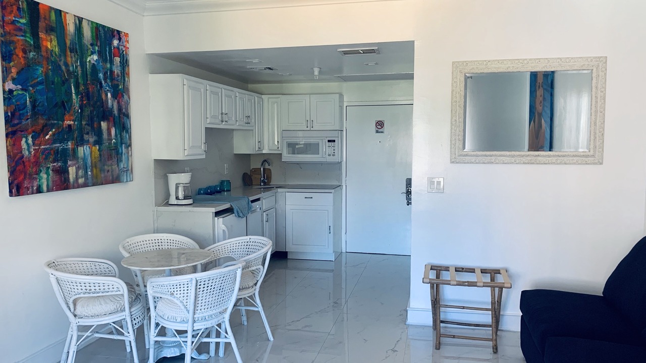 Photo of Livingroom in Flamingo/Lummus