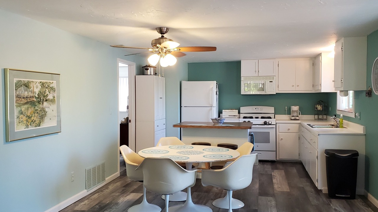 Photo of Kitchen in Lake